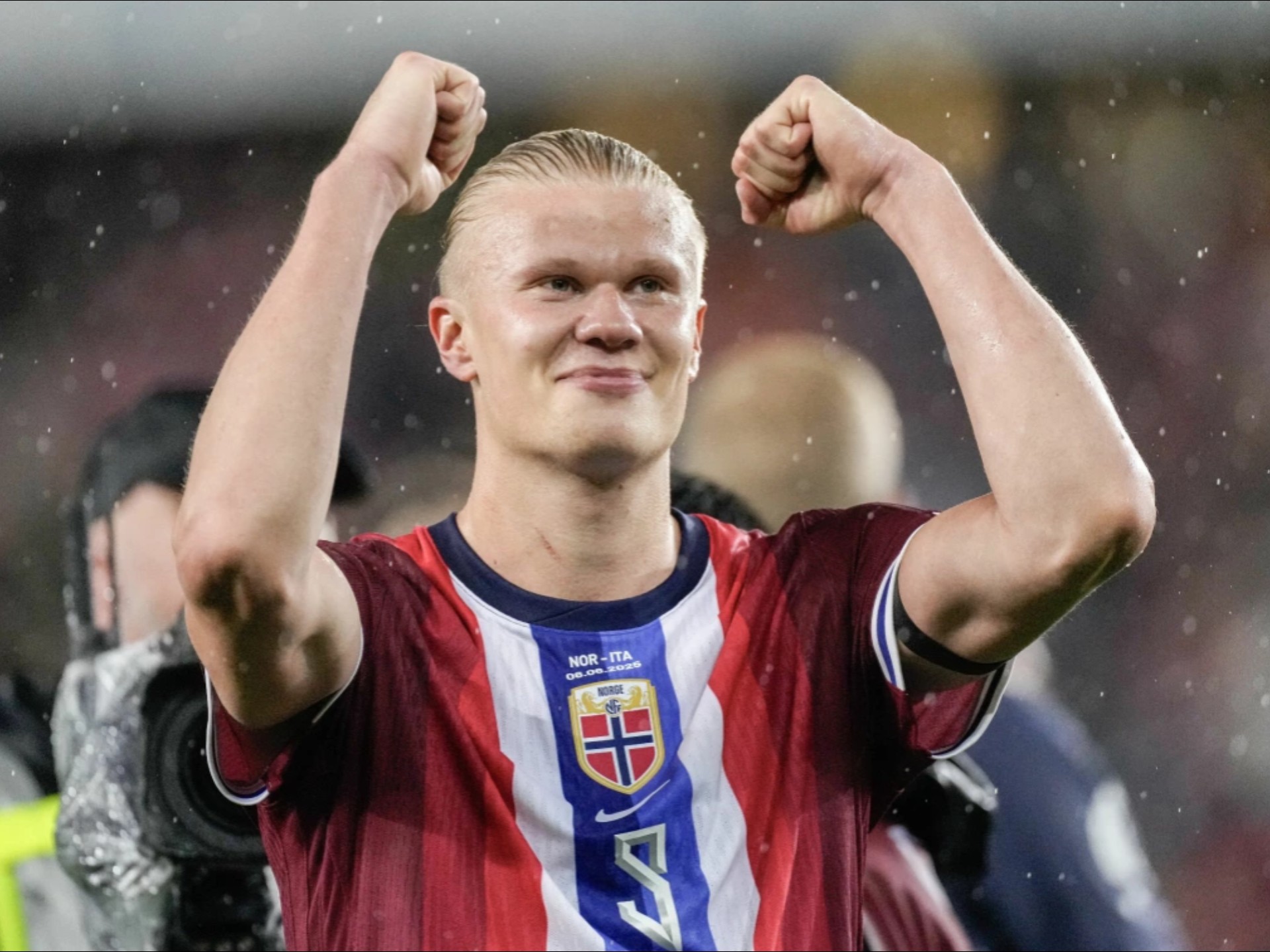 前锋关键进球锁定胜局