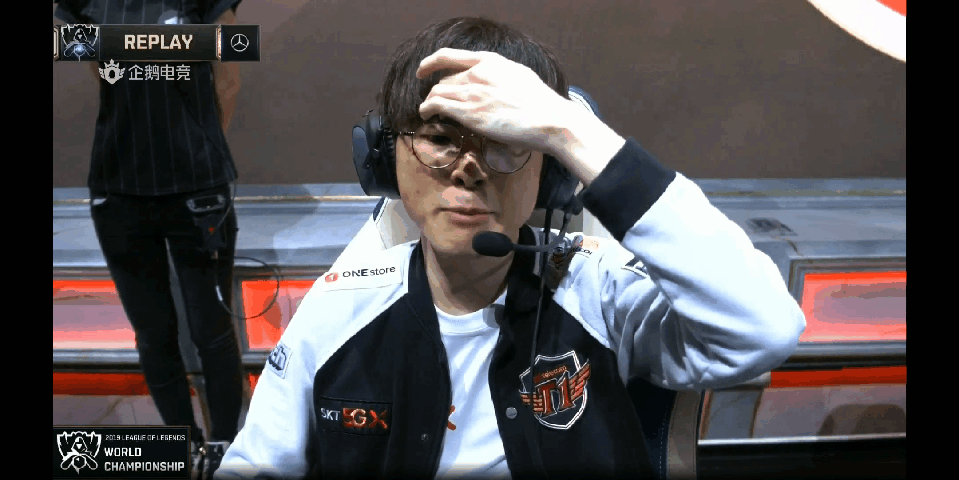 knight：只需要正常对待JDG就可以了，对老队友说一起加油