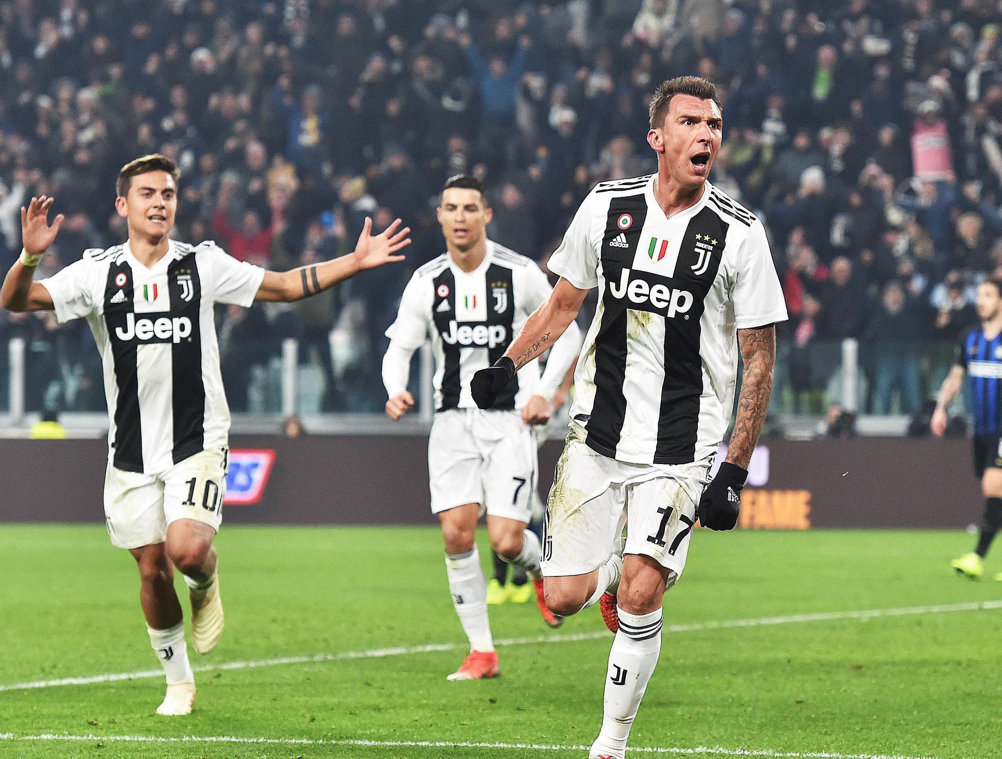 皇马0-2负塞尔塔赛后球员围攻裁判，一分钟内五黄一红