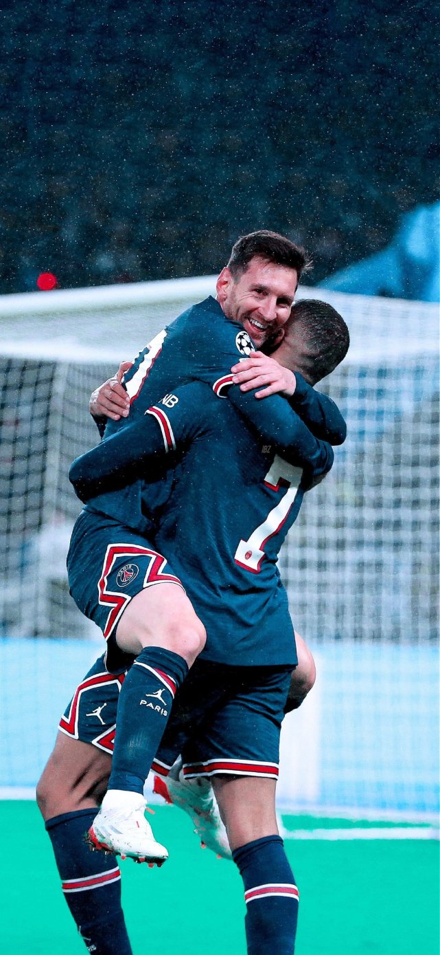 攻守两端都拉满