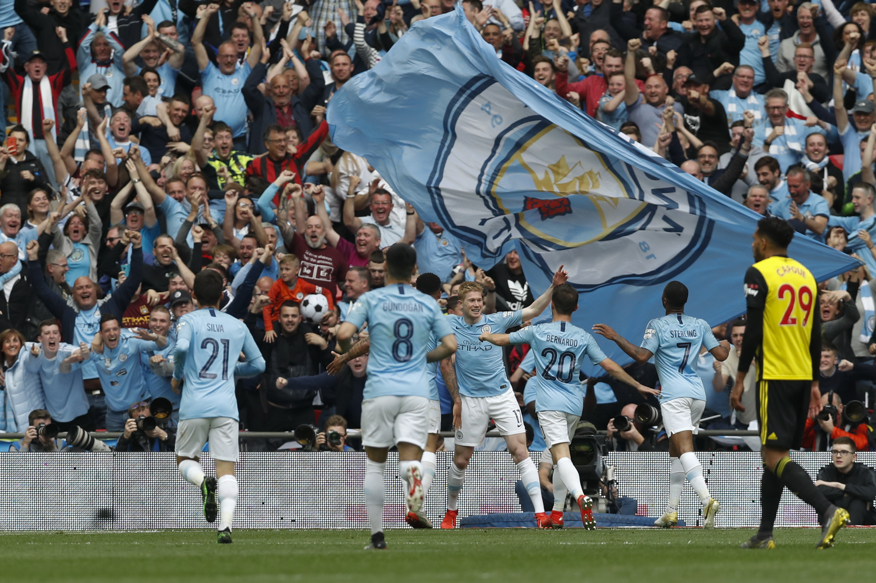 卡佩罗：市场有好中锋英超会出手，然后是西甲最后才轮到意甲