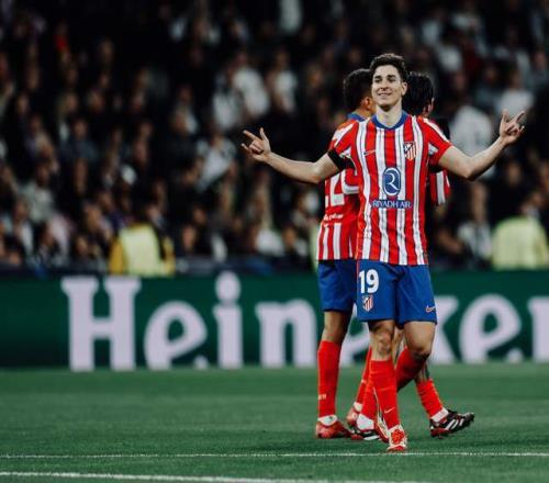 雷诺15中10轰生涯新高25分，蒙克也有25分